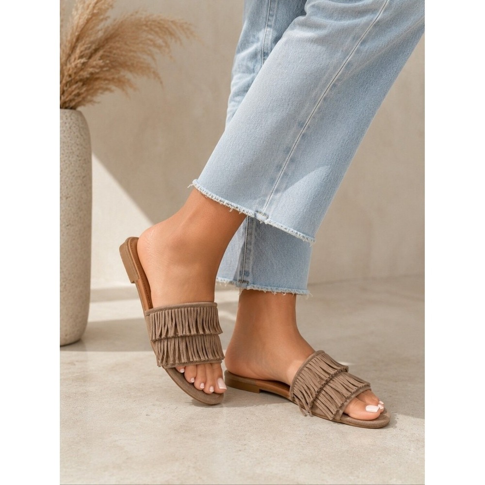 Time and Tru‎ Fringe Microsuede Slide Sandals Size 6 Taupe